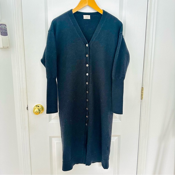 Wilfred Dresses & Skirts - Wilfred Aritzia Utopia 100% Merino Wool Black Sweater Dress Size S #217